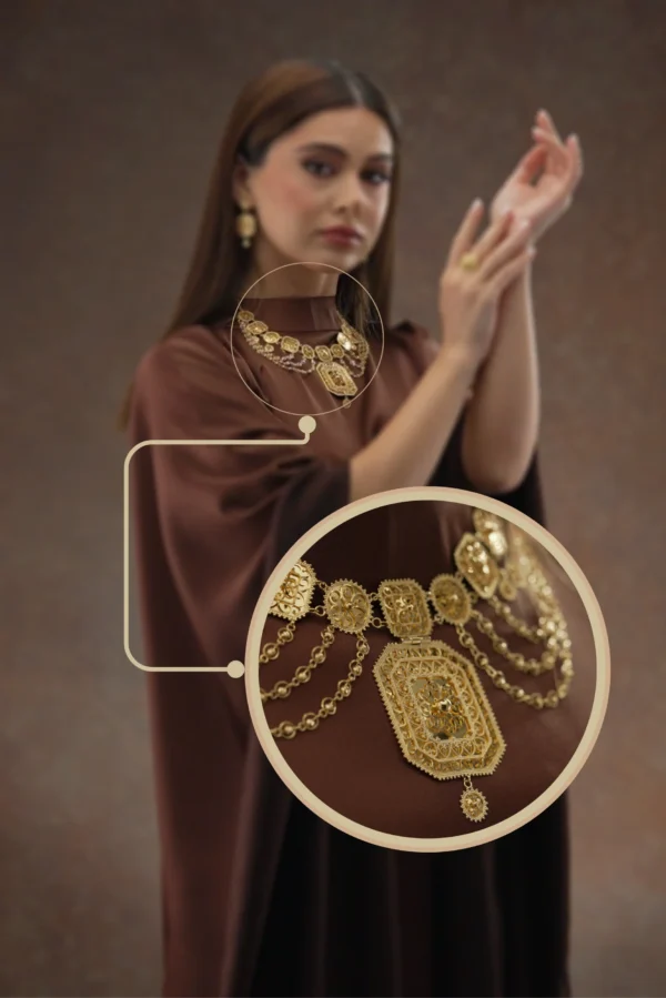 خناقي ذهب من مازن عيار 21 تصميم فاخر وأنيق